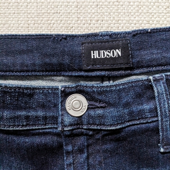 Hudson Jeans Cut Offs Shorts Raw Hem Dark Wash Women's Tag 28 Denim - Picture 6 of 7